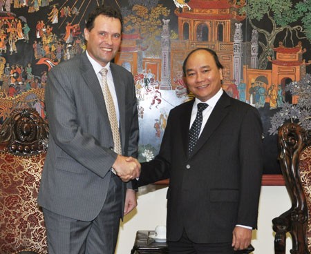 Vizepremierminister Nguyen Xuan Phuc empfängt tschechischen Botschafter in Vietnam - ảnh 1